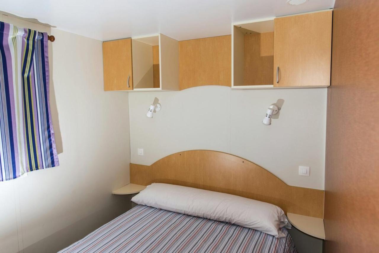 Camping Las Gaviotas Naveces Eksteriør billede